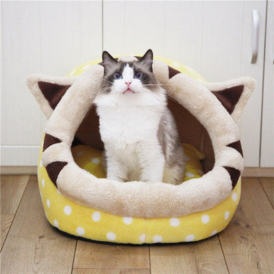 Enclosed Cat Bed for Cats & Small Dogs