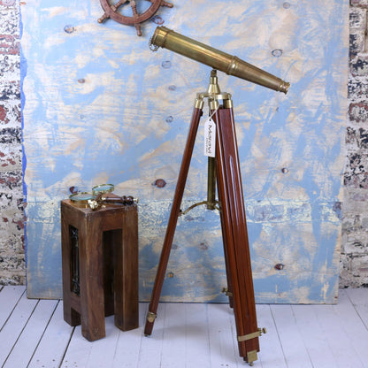Vintage Maravi Mowai binoculars ornament on tripod, detailed decorative piece with antique-style design for display.