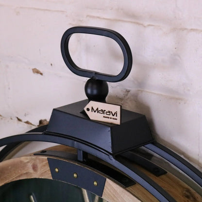 Industrial extra large cog wall clock by Maravi with black and gold finish, featuring a vintage industrial design.