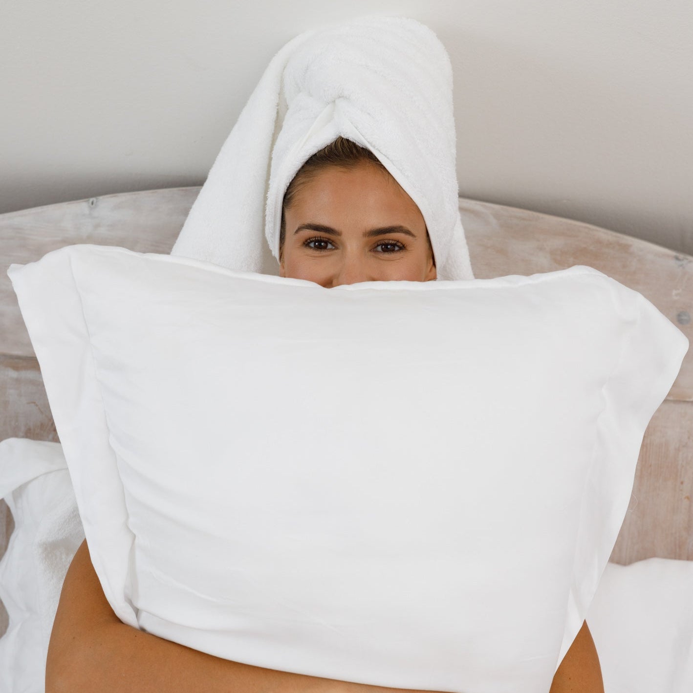 Organic cotton percale pillowcase from Ethical Bedding™ bed sheet set, soft, breathable fabric with a clean, crisp appearance.