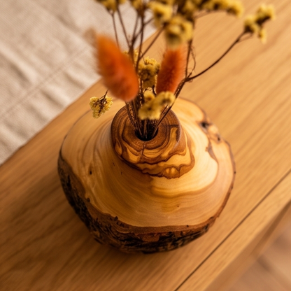 Rustic vase for dry flower
