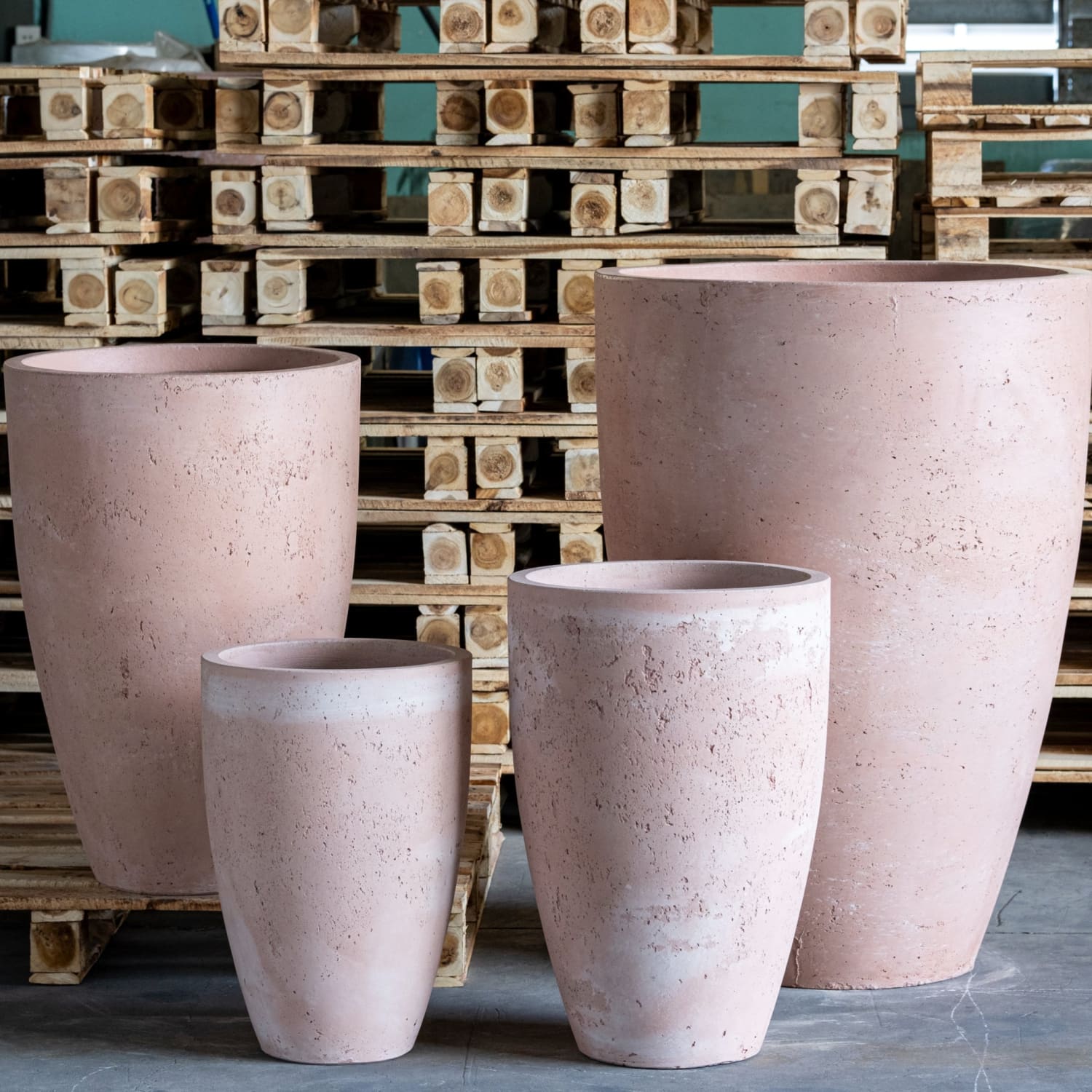 Jōbū Home Vessara Blushstone 75cm large concrete vase planter with a tall, wide 61L design for indoor or outdoor plants.